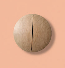 Charger l'image dans la galerie, Bouton Demi Lune bombée en chêne massif (massive oak) diamètre de 60 à 150mm / 2,36" à 5,9"