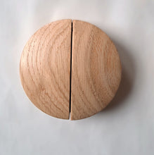 Charger l'image dans la galerie, Bouton Demi Lune bombée en chêne massif (massive oak) diamètre de 60 à 150mm / 2,36" à 5,9"