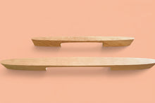 Charger l'image dans la galerie, Poignée Cézanne en chêne massif (massive oak) longueur 250mm à 400mm / 7,87" to 15,75"