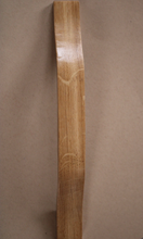 Charger l'image dans la galerie, Poignée plate en chêne massif (massive oak) longueur 250mm / 9,84"