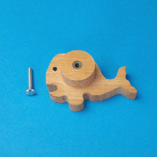 Charger l'image dans la galerie, Bouton de meuble Thème "La Mer"en chêne massif