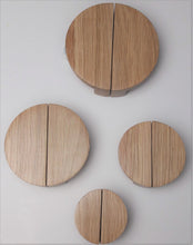 Charger l'image dans la galerie, Bouton Demi Lune  en chêne massif (massive oak) diamètre de 60 à 150mm / 2,36" à 5,9"
