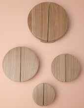 Charger l'image dans la galerie, Bouton Demi Lune en chêne massif (massive oak) diamètre de 60 à 150mm / 2,36" à 5,9"