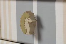 Charger l'image dans la galerie, Bouton de meuble Herisson peint avec relief Touch3D