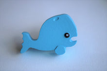 Charger l'image dans la galerie, Bouton de meuble Baleine peint avec relief Touch3D