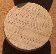 Charger l'image dans la galerie, Bouton rond Poignée de meuble en chêne massif (massive oak) diamètre 60mm / 2,36"