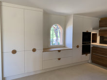 Charger l'image dans la galerie, Bouton Demi Lune en chêne massif (massive oak) diamètre de 60 à 150mm / 2,36" à 5,9"