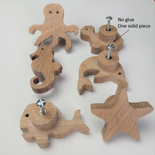 Charger l'image dans la galerie, Bouton de meuble Thème "La Mer"en chêne massif