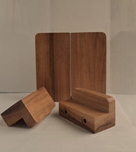 Charger l&#39;image dans la galerie, Bouton Demi Carré  en noyer massif (massive oak) de 60 à 100mm de côté / 2,36&quot; à 3,93&quot;
