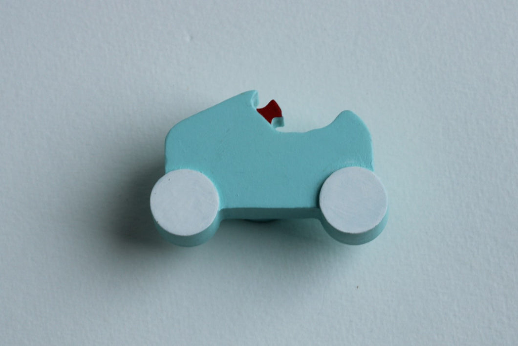 Bouton de meuble Voiture de course peint avec relief Touch3D