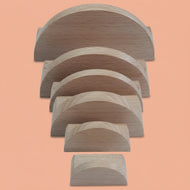 Bouton Demi Lune  en hêtre massif (massive beech) diamètre de 60 à 120mm / 2,36